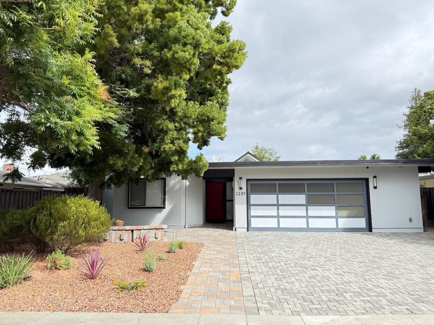 Detail Gallery Image 2 of 61 For 1105 Lorne Way, Sunnyvale,  CA 94087 - 4 Beds | 2 Baths