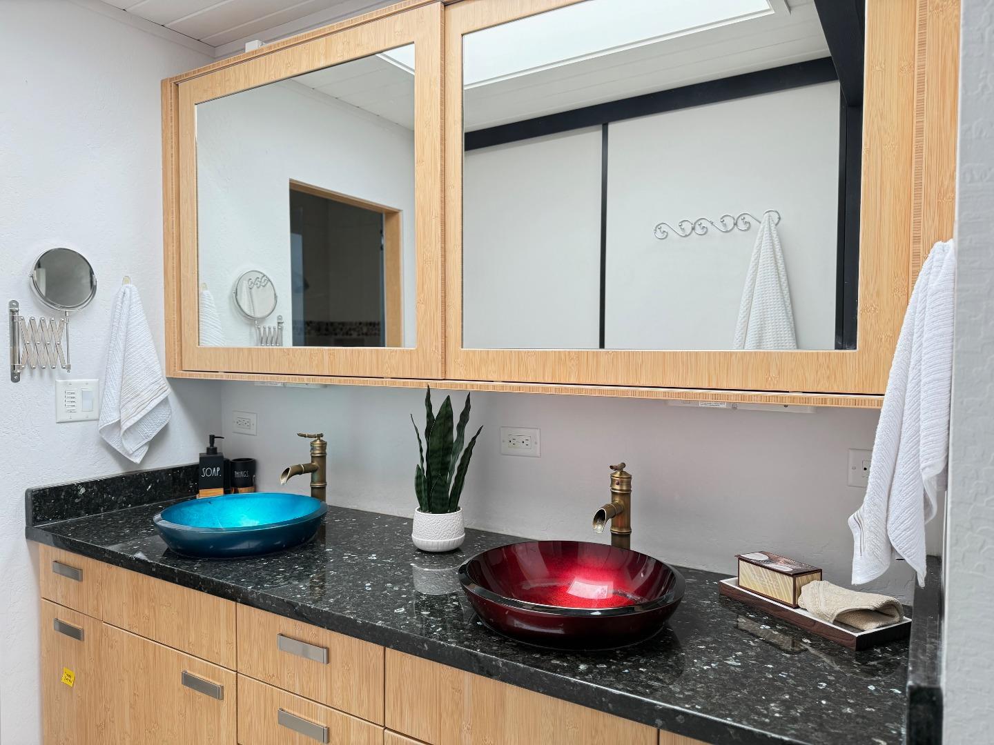 Detail Gallery Image 37 of 61 For 1105 Lorne Way, Sunnyvale,  CA 94087 - 4 Beds | 2 Baths