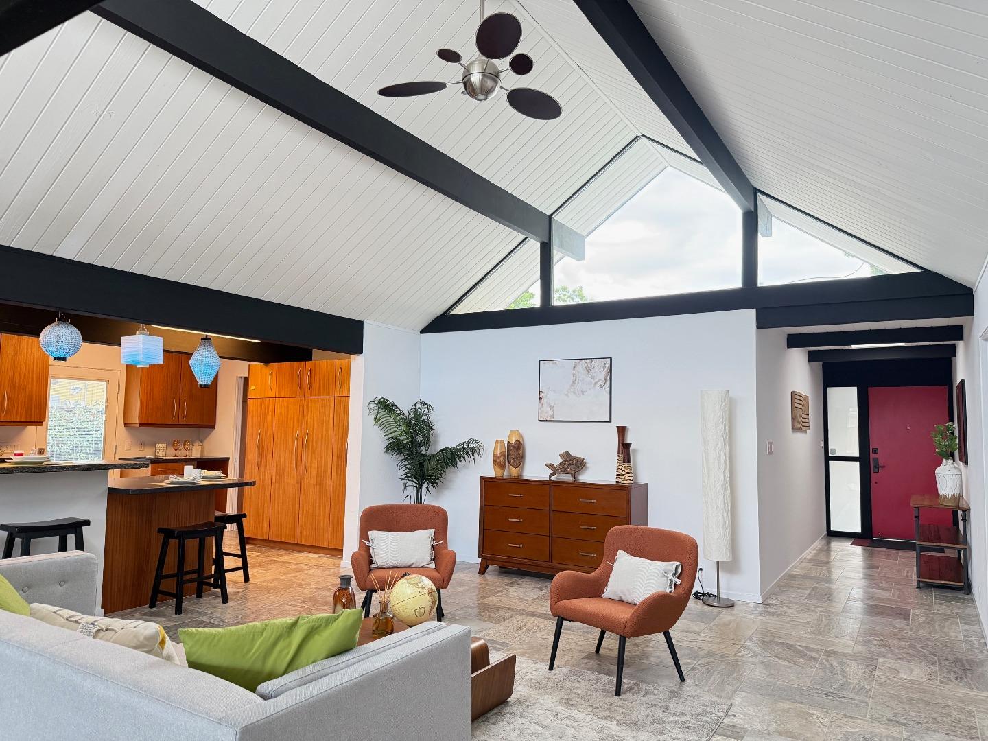 Detail Gallery Image 6 of 61 For 1105 Lorne Way, Sunnyvale,  CA 94087 - 4 Beds | 2 Baths