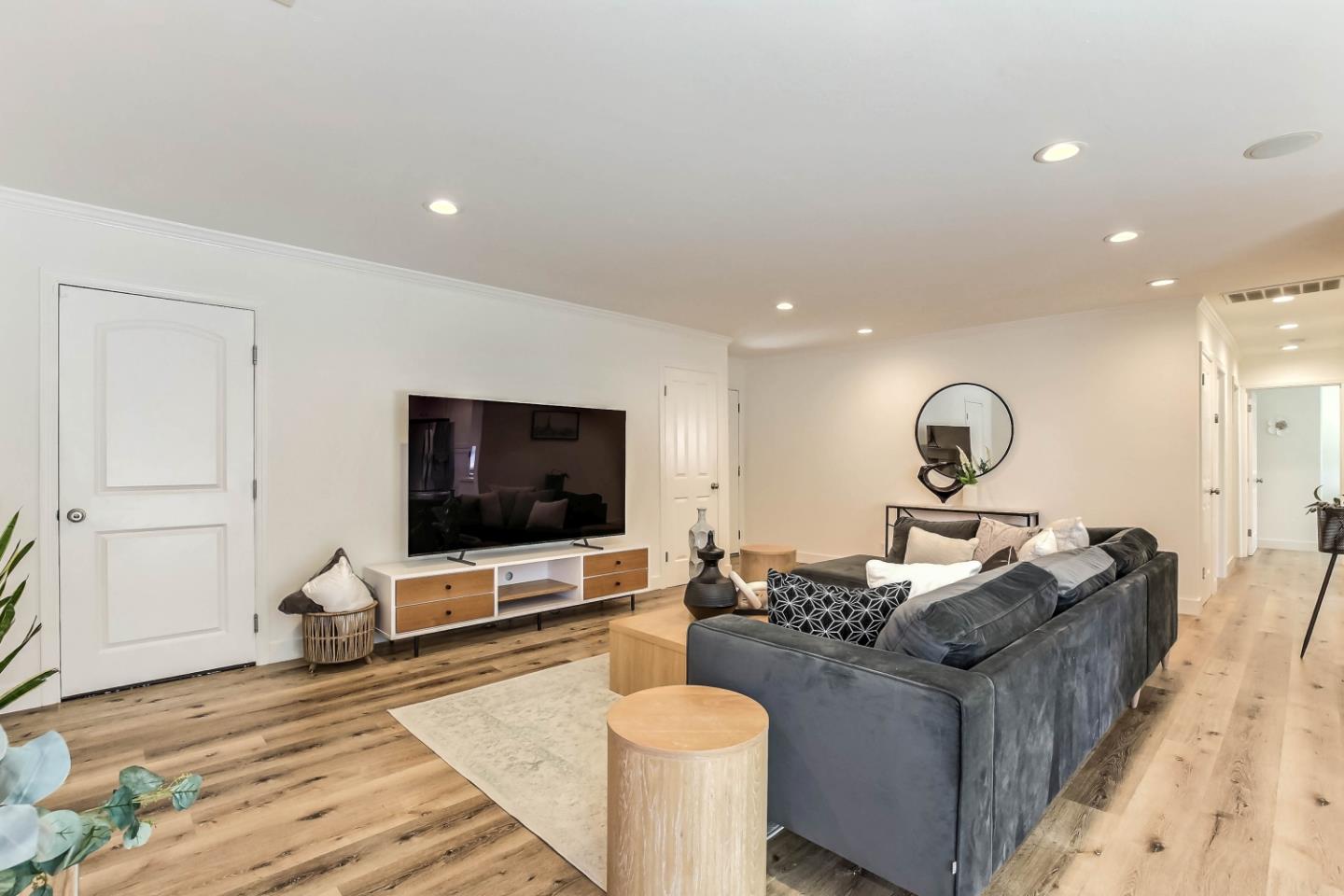 Detail Gallery Image 6 of 22 For 3429 New Jersey Ave, San Jose,  CA 95124 - 3 Beds | 2 Baths