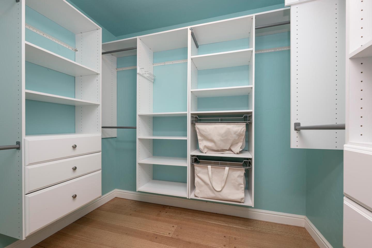 Detail Gallery Image 17 of 29 For 807 Cedar St, San Carlos,  CA 94070 - 3 Beds | 2 Baths