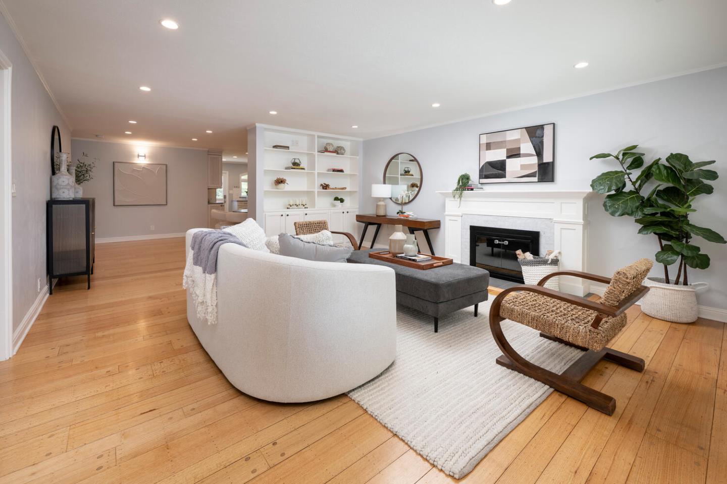 Detail Gallery Image 9 of 29 For 807 Cedar St, San Carlos,  CA 94070 - 3 Beds | 2 Baths