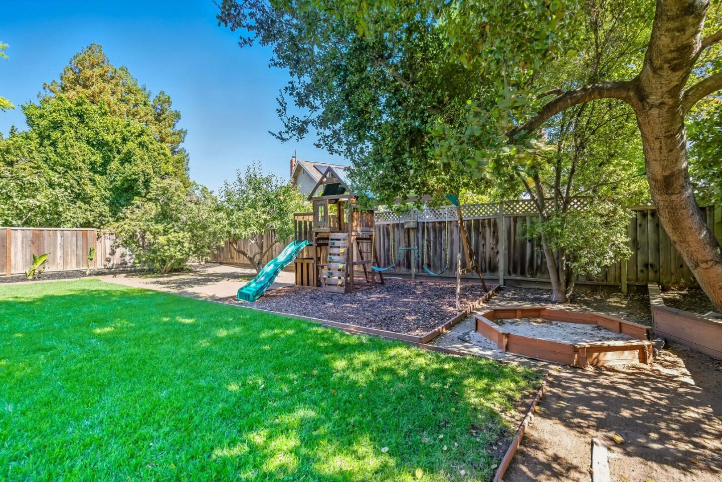 Detail Gallery Image 40 of 52 For 6570 Mcabee, San Jose,  CA 95120 - 5 Beds | 2/1 Baths