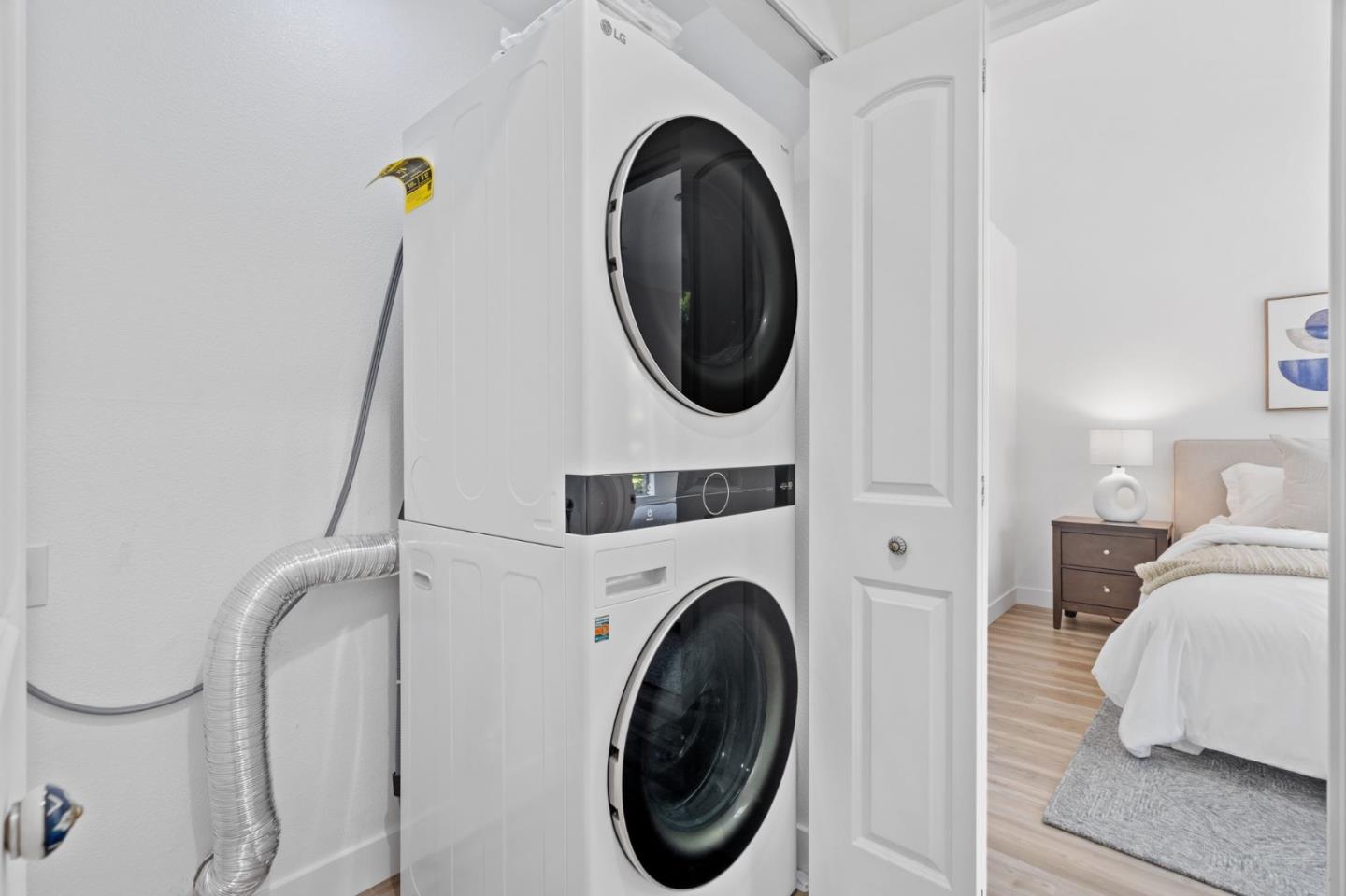 Detail Gallery Image 15 of 34 For 4049 Rio Ct, San Jose,  CA 95134 - 2 Beds | 2 Baths