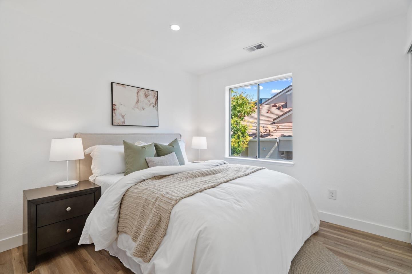 Detail Gallery Image 17 of 34 For 4049 Rio Ct, San Jose,  CA 95134 - 2 Beds | 2 Baths
