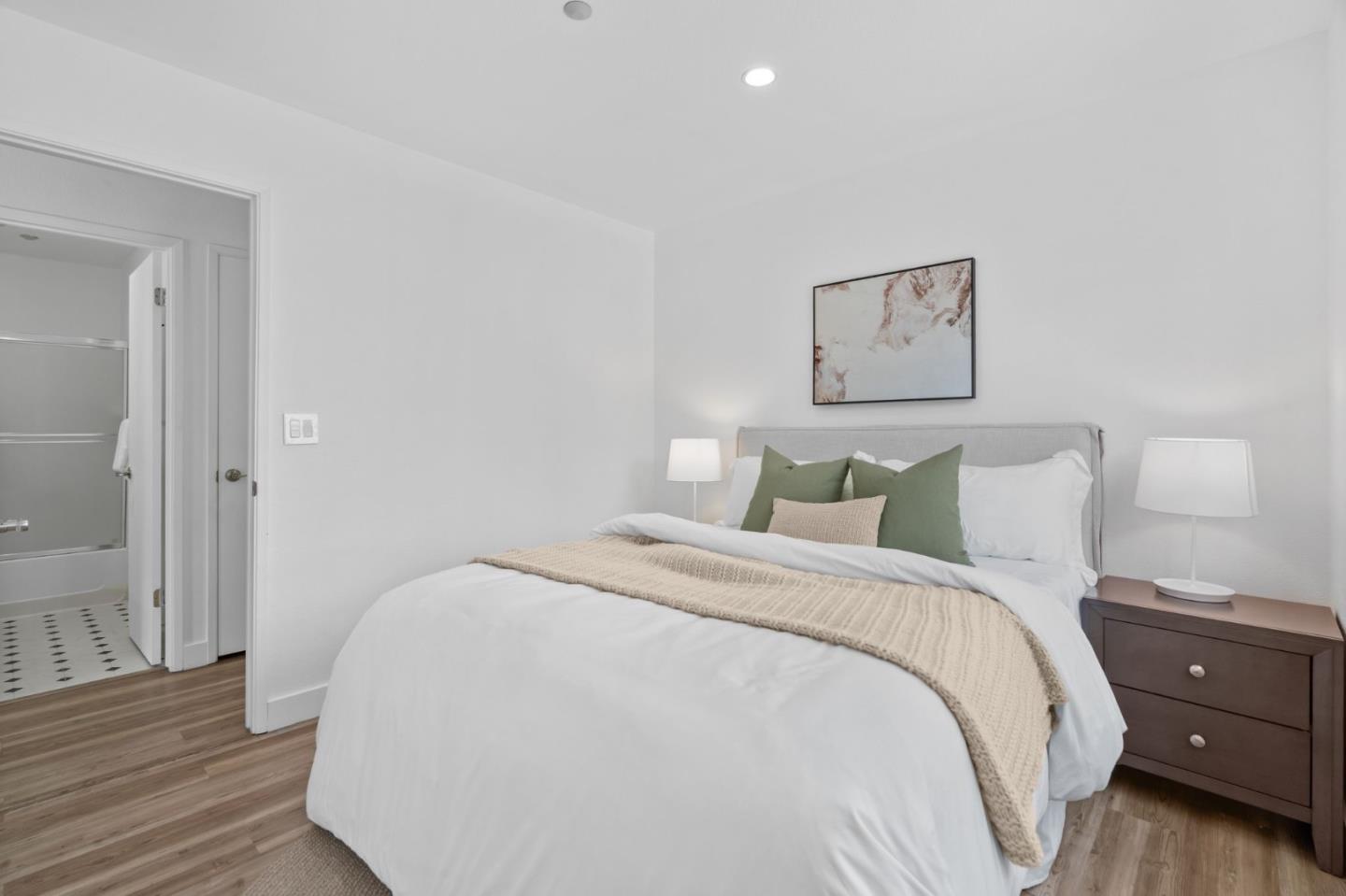Detail Gallery Image 24 of 34 For 4049 Rio Ct, San Jose,  CA 95134 - 2 Beds | 2 Baths