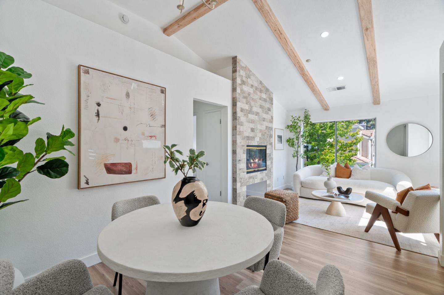 Detail Gallery Image 5 of 34 For 4049 Rio Ct, San Jose,  CA 95134 - 2 Beds | 2 Baths