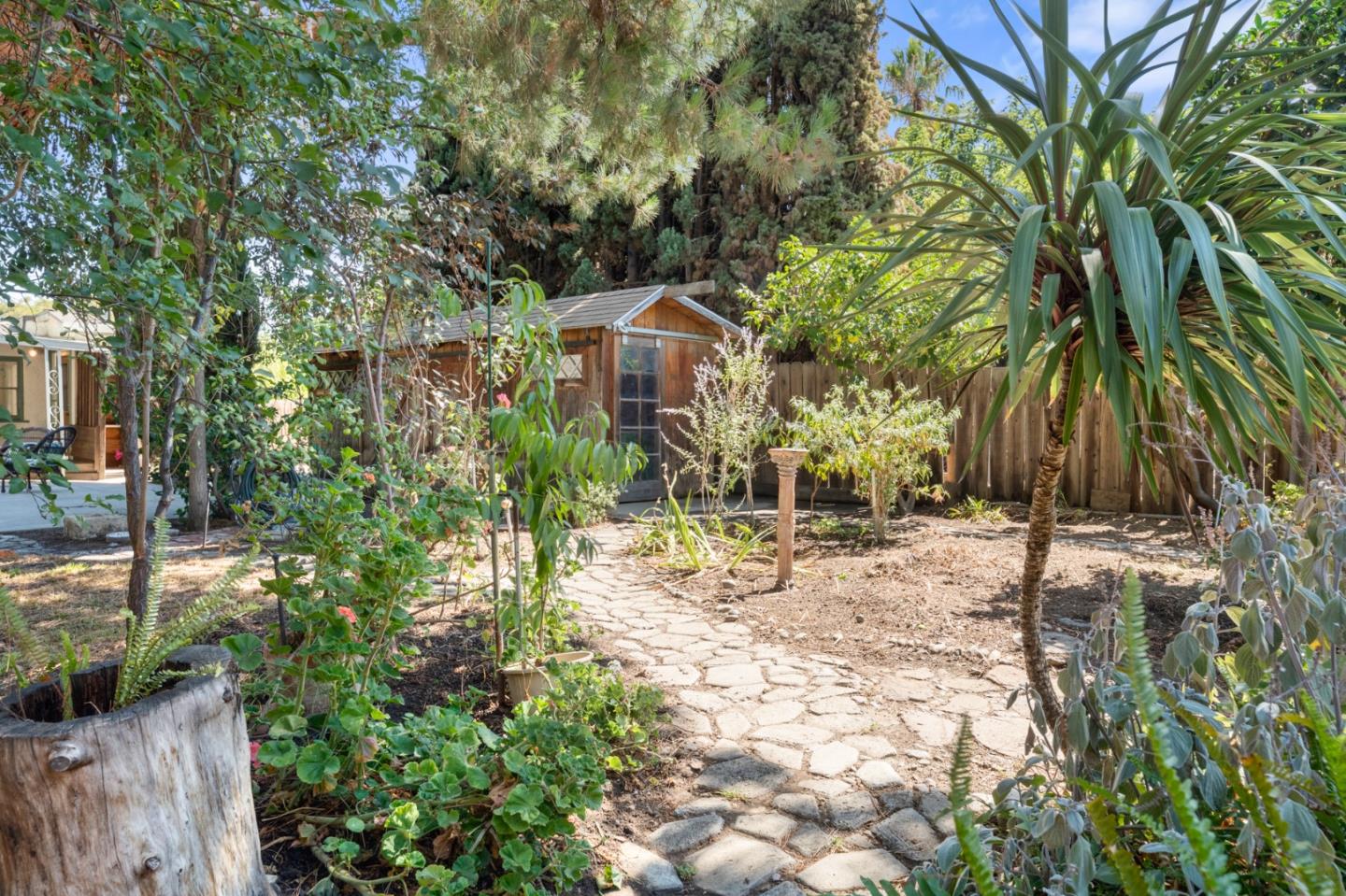 Detail Gallery Image 45 of 56 For 841 Willis Ave, San Jose,  CA 95125 - 3 Beds | 1/1 Baths