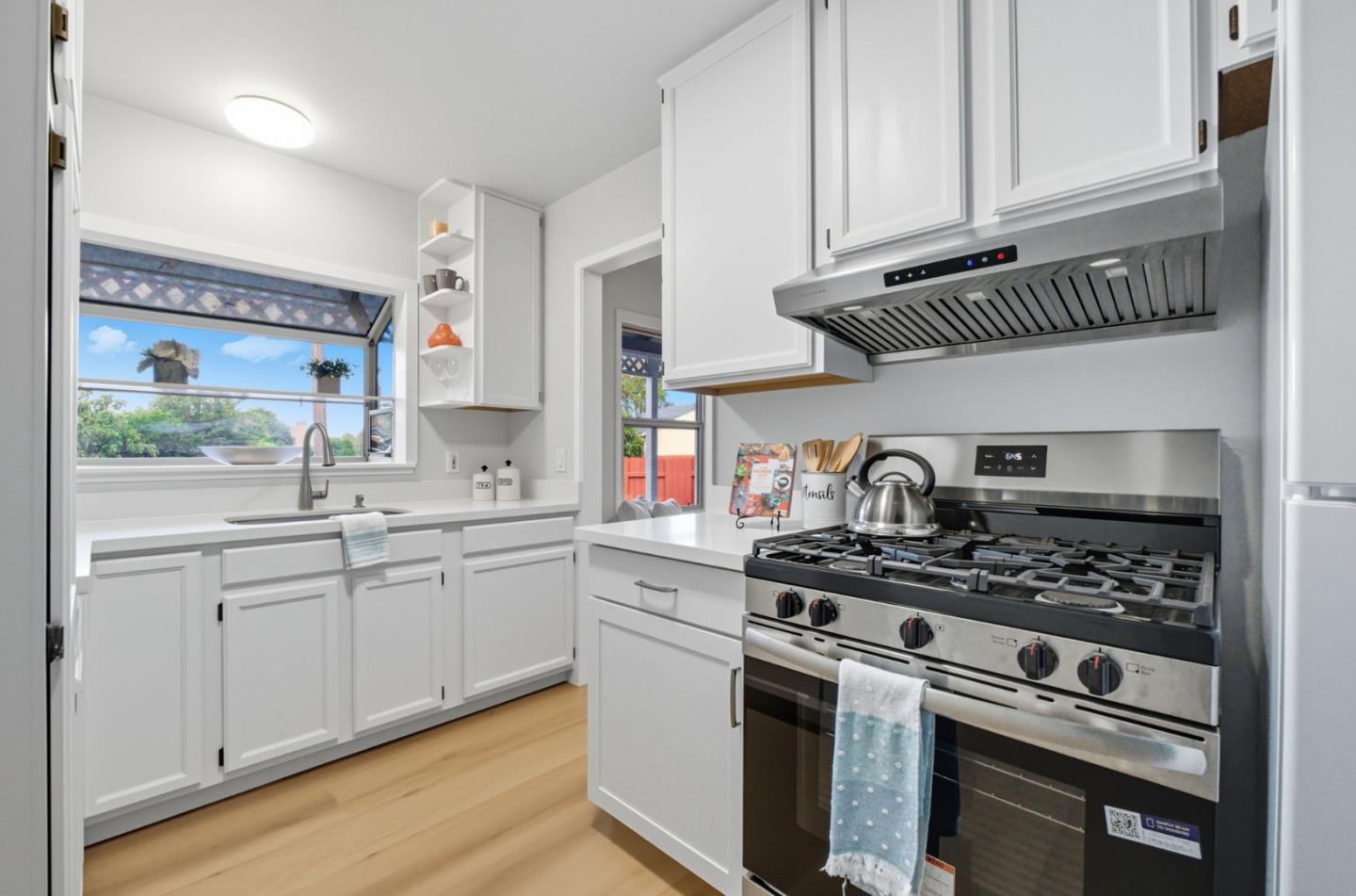 Detail Gallery Image 8 of 25 For 1961 Regello Ct, San Pablo,  CA 94806 - 2 Beds | 1 Baths