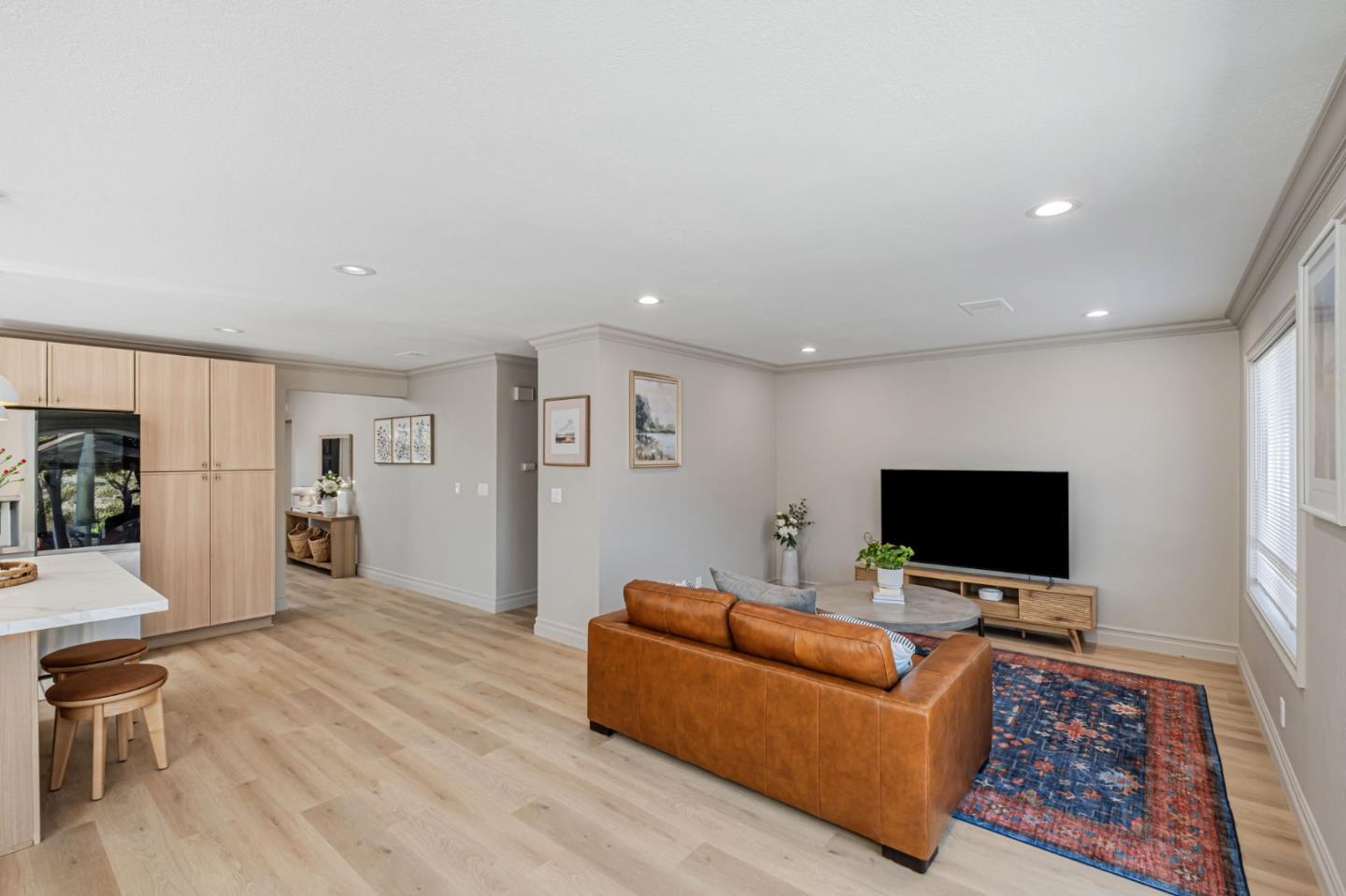 Detail Gallery Image 10 of 40 For 102 Banbury Way, Benicia,  CA 94510 - 3 Beds | 2 Baths