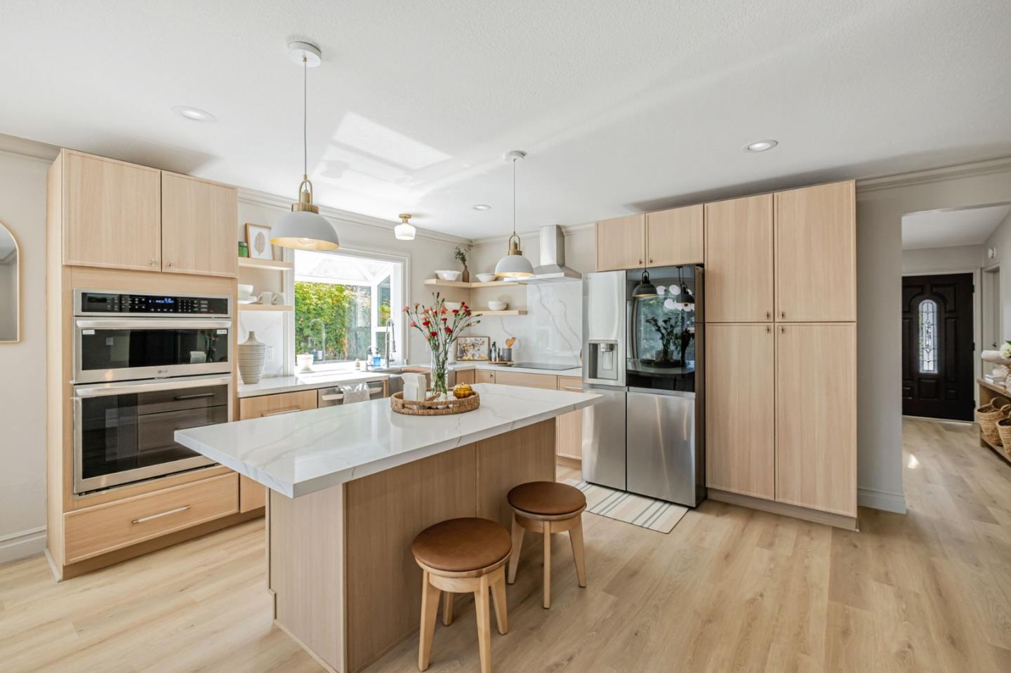 Detail Gallery Image 12 of 40 For 102 Banbury Way, Benicia,  CA 94510 - 3 Beds | 2 Baths