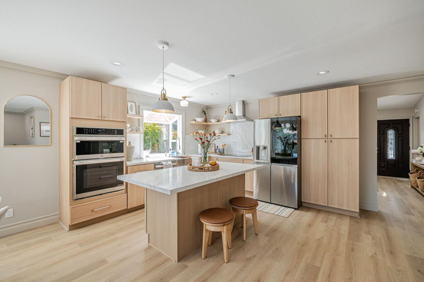Detail Gallery Image 15 of 40 For 102 Banbury Way, Benicia,  CA 94510 - 3 Beds | 2 Baths