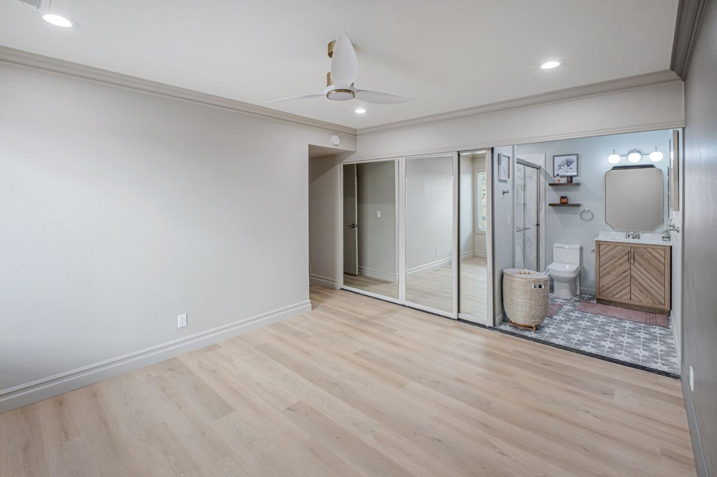 Detail Gallery Image 21 of 40 For 102 Banbury Way, Benicia,  CA 94510 - 3 Beds | 2 Baths