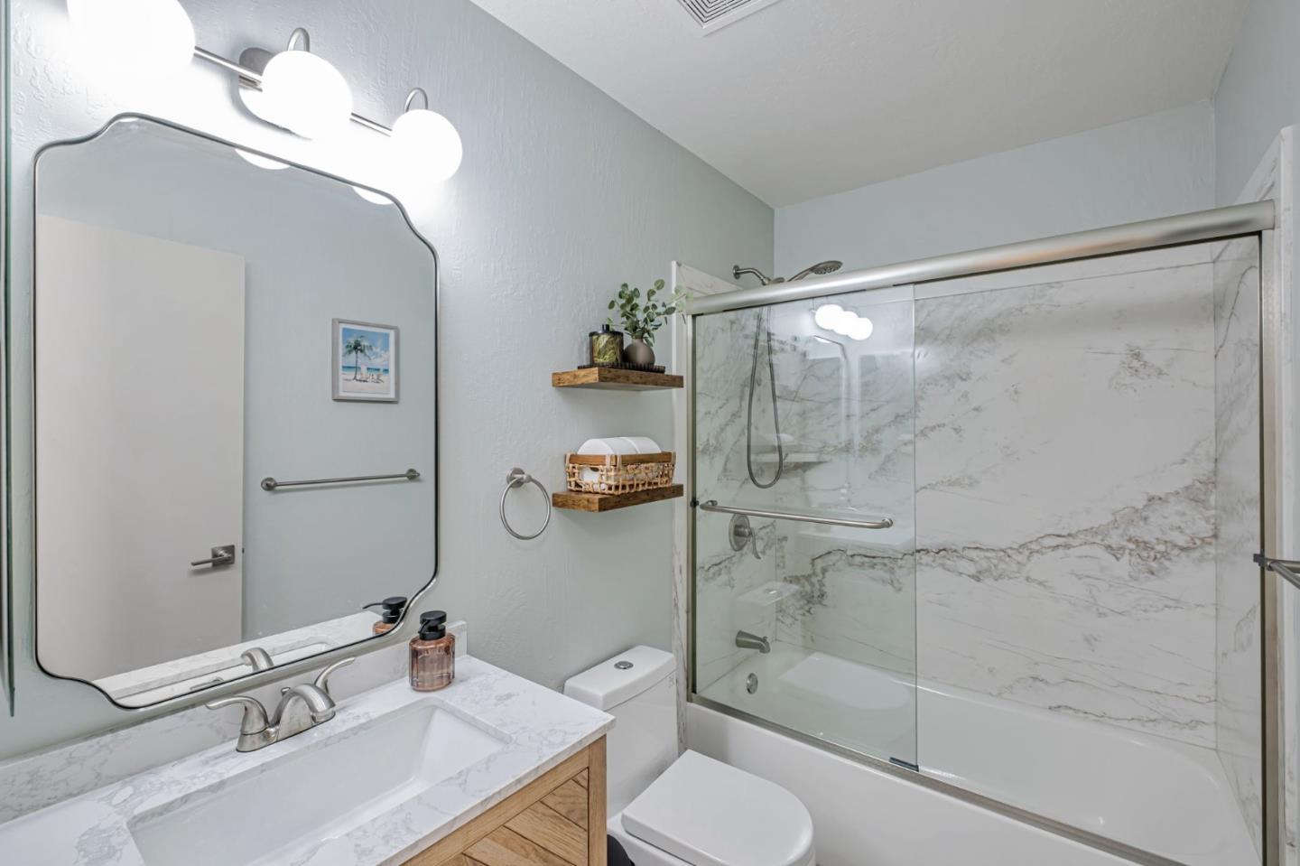 Detail Gallery Image 29 of 40 For 102 Banbury Way, Benicia,  CA 94510 - 3 Beds | 2 Baths