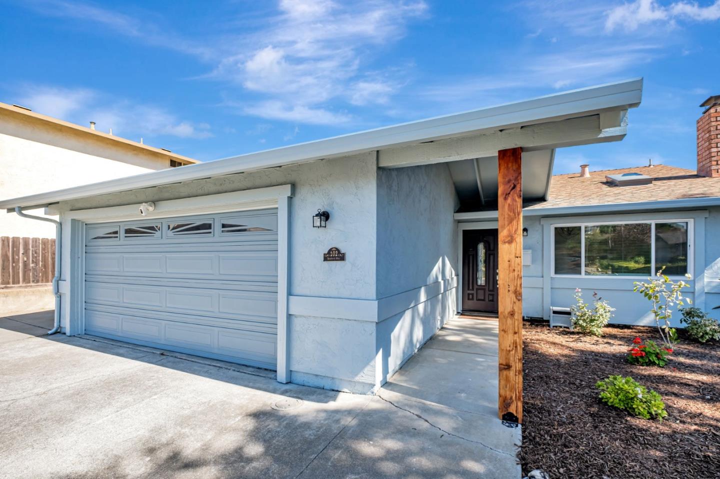 Detail Gallery Image 4 of 40 For 102 Banbury Way, Benicia,  CA 94510 - 3 Beds | 2 Baths