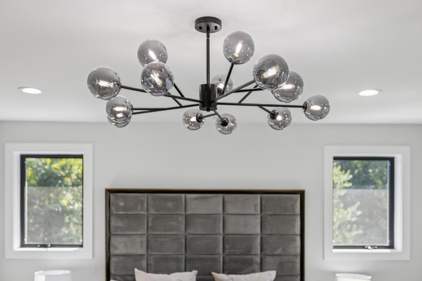 Detail Gallery Image 30 of 42 For 1074 Riverside Dr, Los Altos,  CA 94024 - 5 Beds | 4/1 Baths