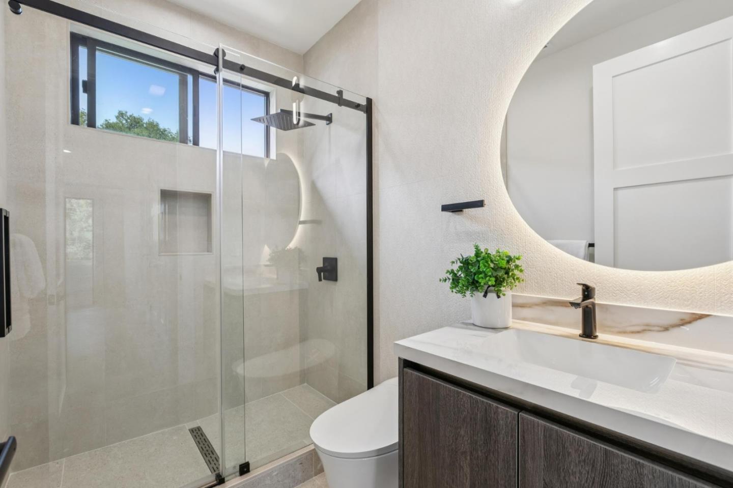 Detail Gallery Image 35 of 42 For 1074 Riverside Dr, Los Altos,  CA 94024 - 5 Beds | 4/1 Baths