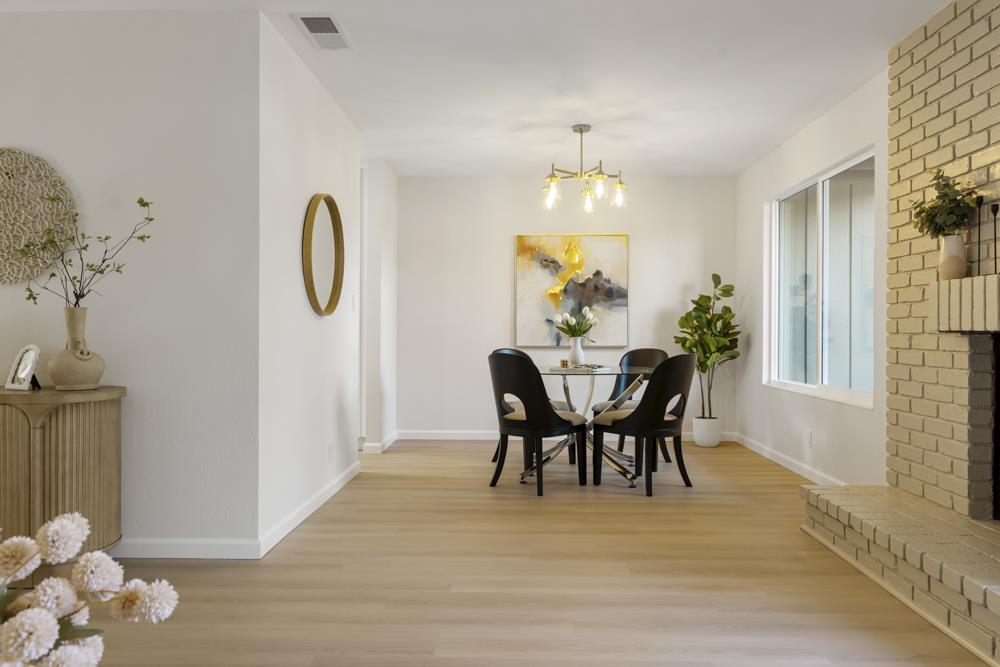 Detail Gallery Image 10 of 50 For 1102 Burke Ln, Foster City,  CA 94404 - 3 Beds | 2/1 Baths