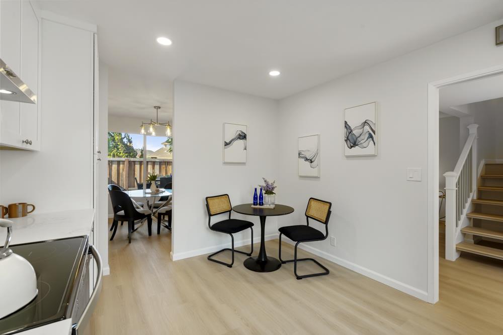 Detail Gallery Image 17 of 50 For 1102 Burke Ln, Foster City,  CA 94404 - 3 Beds | 2/1 Baths