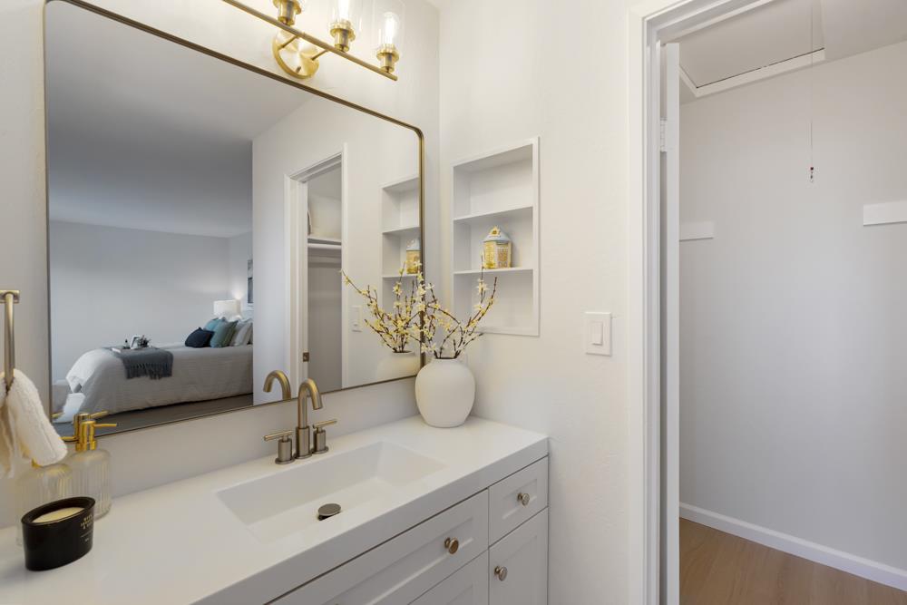 Detail Gallery Image 23 of 50 For 1102 Burke Ln, Foster City,  CA 94404 - 3 Beds | 2/1 Baths