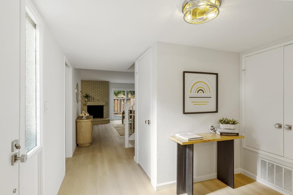 Detail Gallery Image 33 of 50 For 1102 Burke Ln, Foster City,  CA 94404 - 3 Beds | 2/1 Baths
