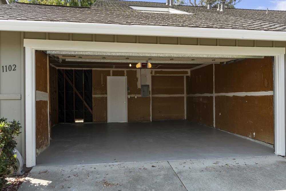 Detail Gallery Image 36 of 50 For 1102 Burke Ln, Foster City,  CA 94404 - 3 Beds | 2/1 Baths
