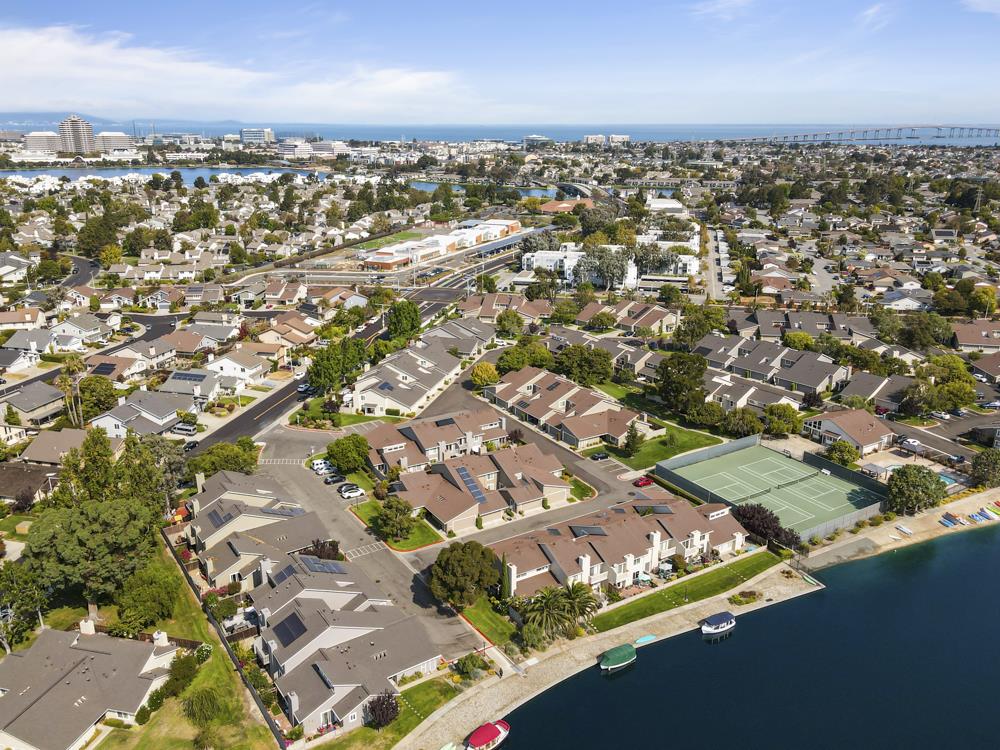 Detail Gallery Image 46 of 50 For 1102 Burke Ln, Foster City,  CA 94404 - 3 Beds | 2/1 Baths