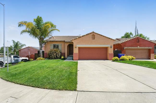 Detail Gallery Image 1 of 44 For 23022 Palazzo Del Kayla, Hayward,  CA 94541 - 4 Beds | 2/1 Baths