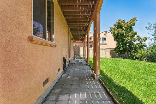 Detail Gallery Image 37 of 44 For 23022 Palazzo Del Kayla, Hayward,  CA 94541 - 4 Beds | 2/1 Baths