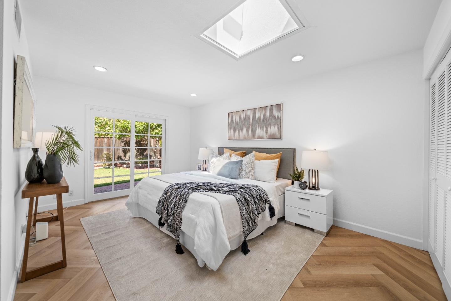 Detail Gallery Image 14 of 38 For 5384 Duesenberg Dr, San Jose,  CA 95123 - 3 Beds | 2 Baths