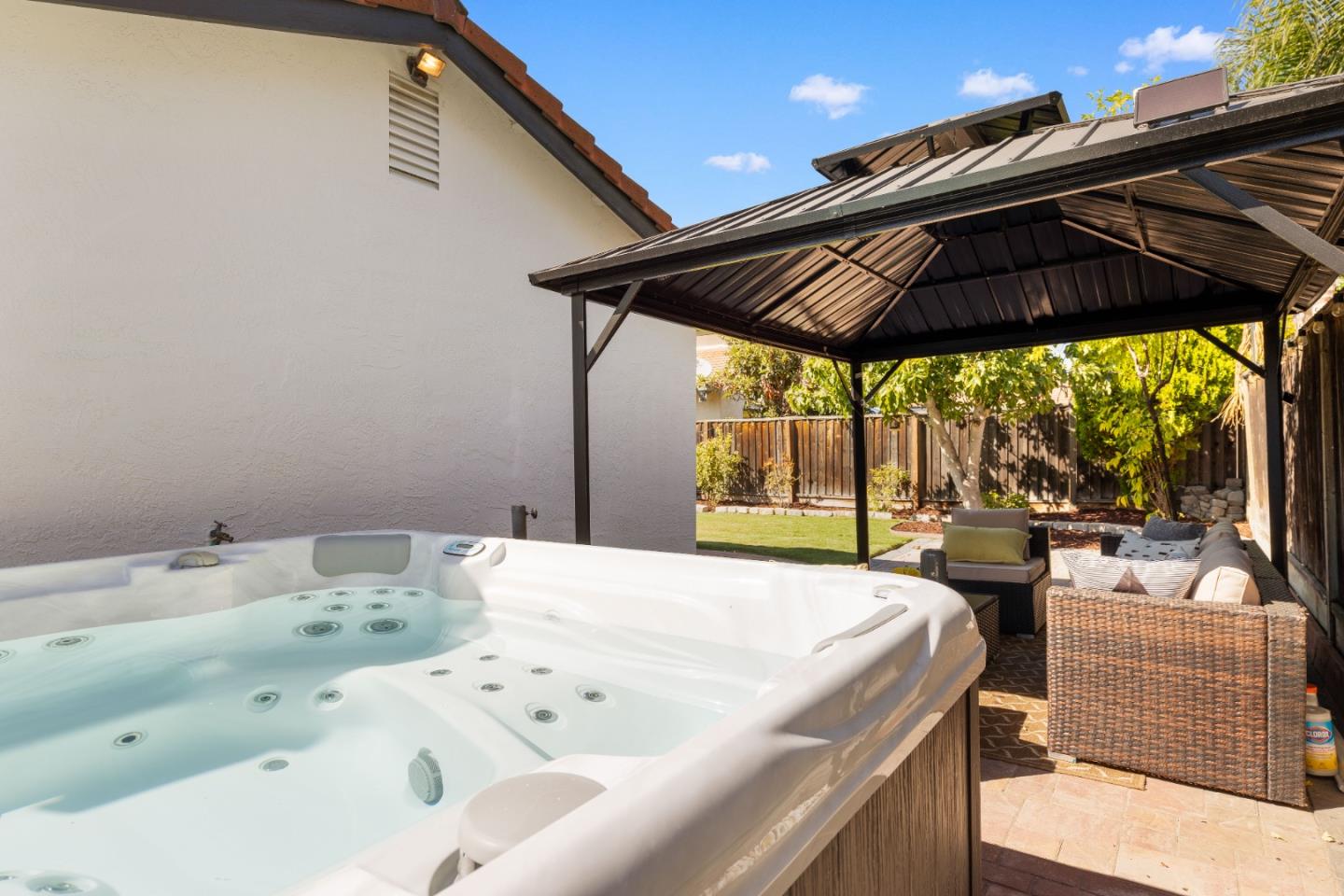 Detail Gallery Image 27 of 38 For 5384 Duesenberg Dr, San Jose,  CA 95123 - 3 Beds | 2 Baths