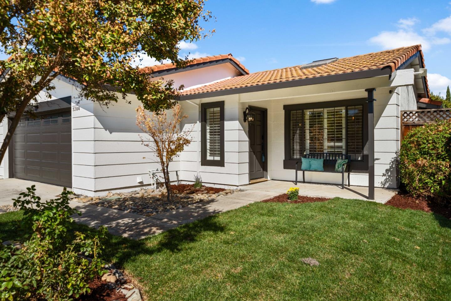 Detail Gallery Image 33 of 38 For 5384 Duesenberg Dr, San Jose,  CA 95123 - 3 Beds | 2 Baths