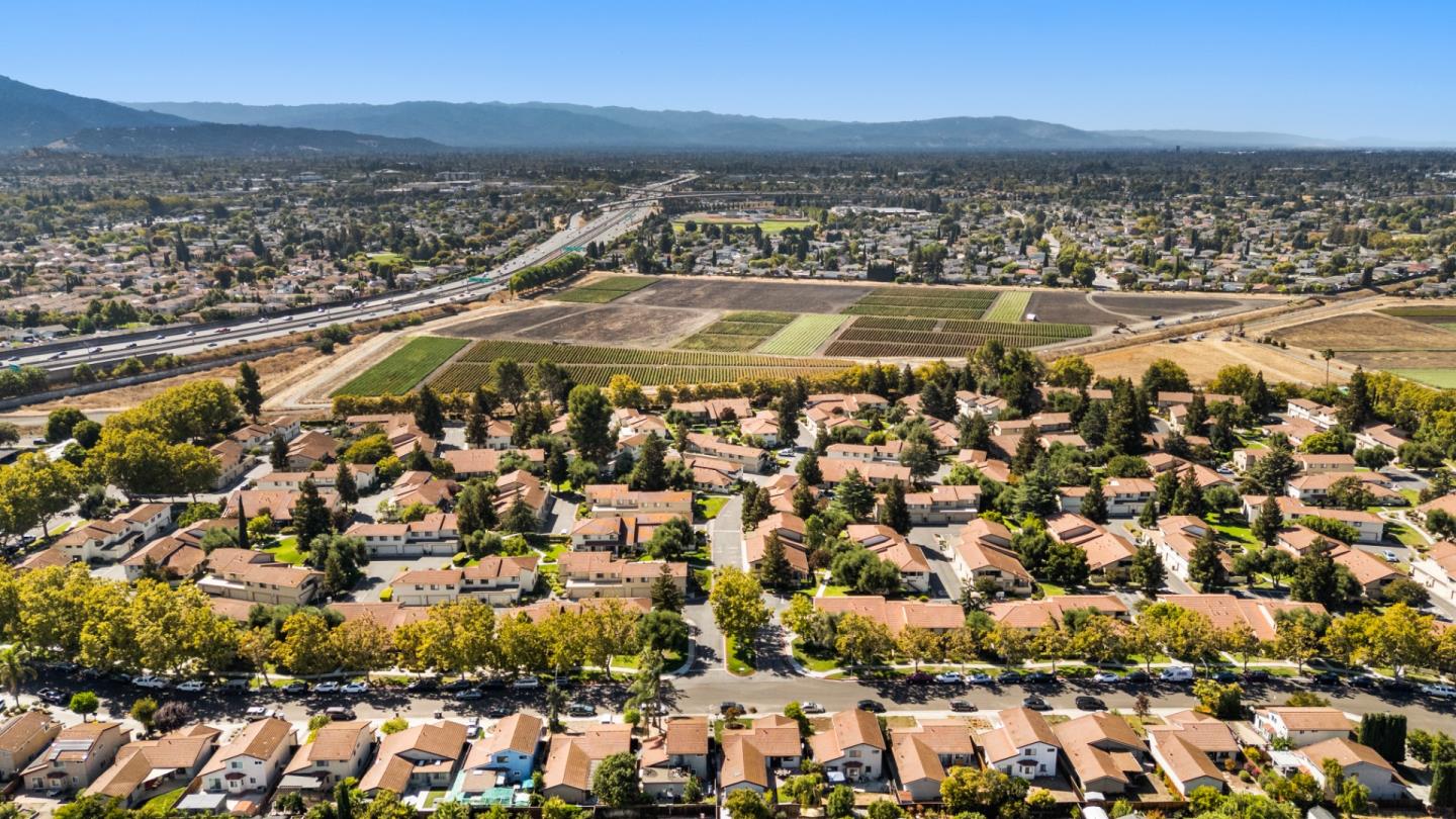 Detail Gallery Image 35 of 38 For 5384 Duesenberg Dr, San Jose,  CA 95123 - 3 Beds | 2 Baths