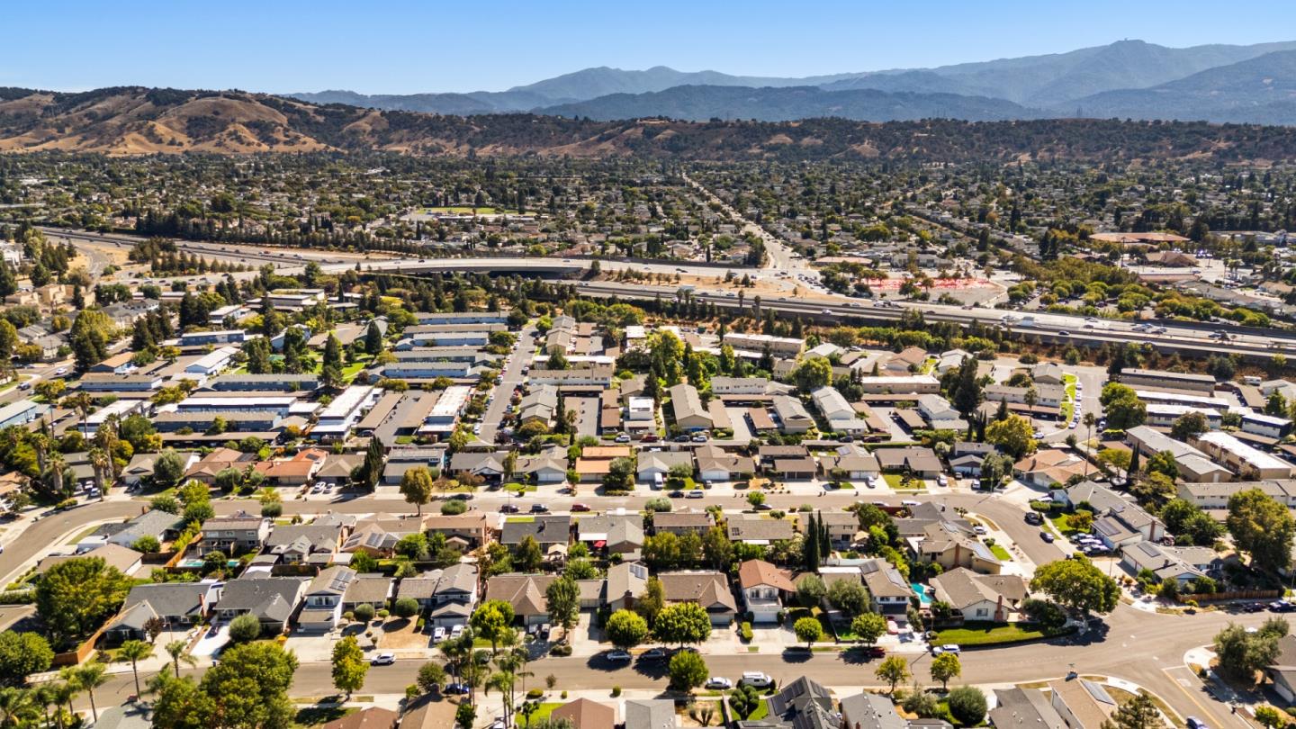 Detail Gallery Image 36 of 38 For 5384 Duesenberg Dr, San Jose,  CA 95123 - 3 Beds | 2 Baths