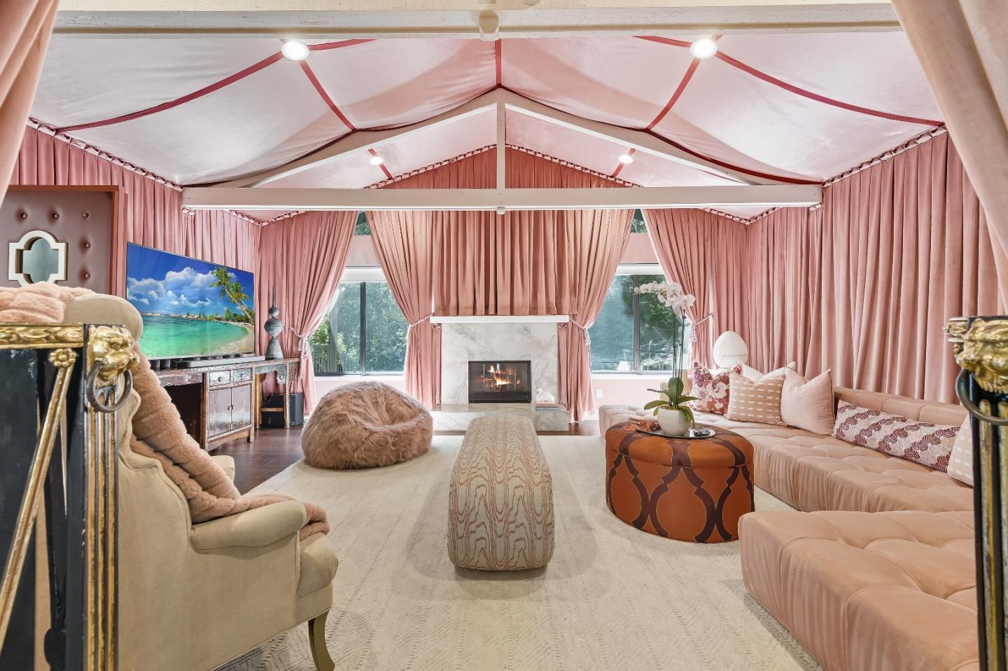 Detail Gallery Image 1 of 86 For 27464 Altamont Rd, Los Altos Hills,  CA 94022 - 4 Beds | 3/1 Baths
