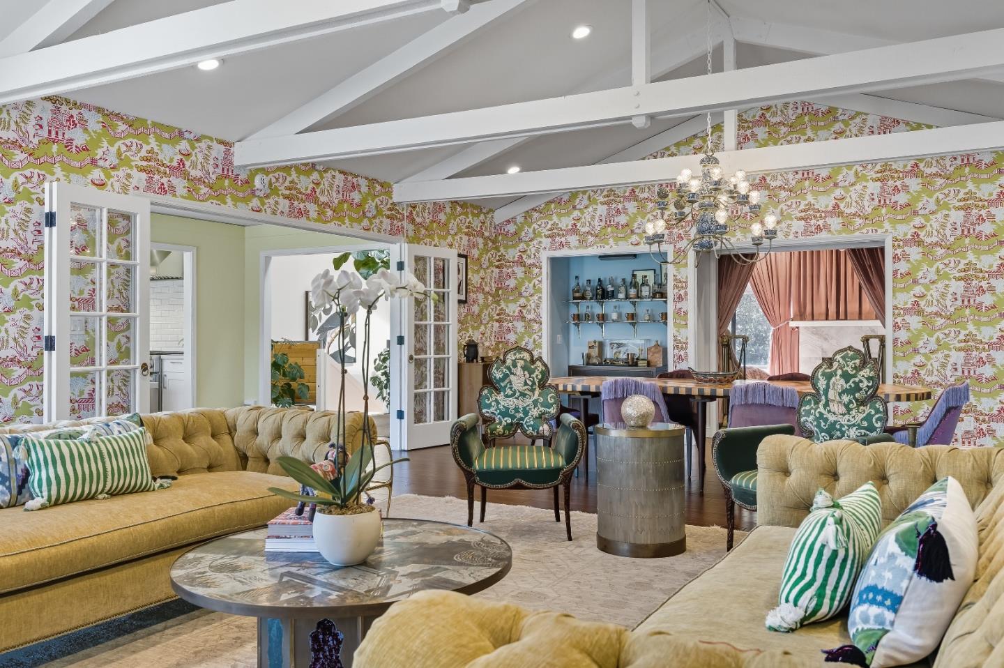 Detail Gallery Image 15 of 86 For 27464 Altamont Rd, Los Altos Hills,  CA 94022 - 4 Beds | 3/1 Baths