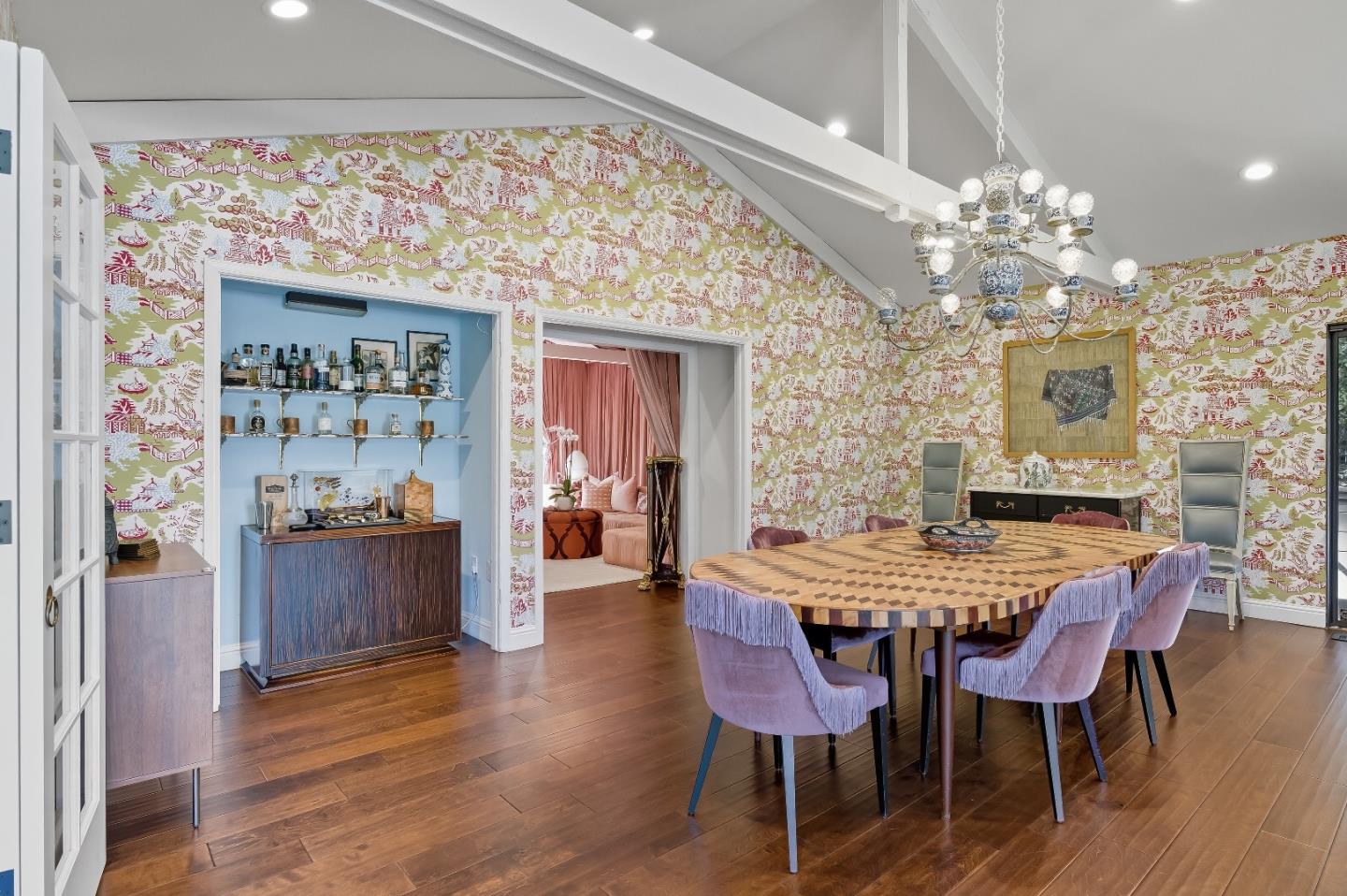 Detail Gallery Image 18 of 86 For 27464 Altamont Rd, Los Altos Hills,  CA 94022 - 4 Beds | 3/1 Baths