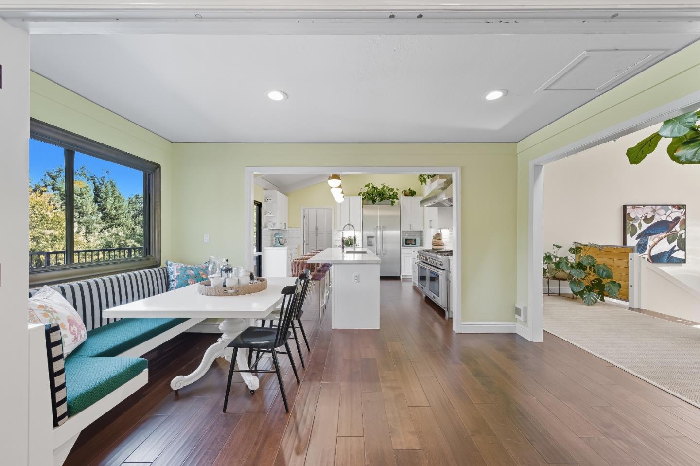 Detail Gallery Image 20 of 86 For 27464 Altamont Rd, Los Altos Hills,  CA 94022 - 4 Beds | 3/1 Baths