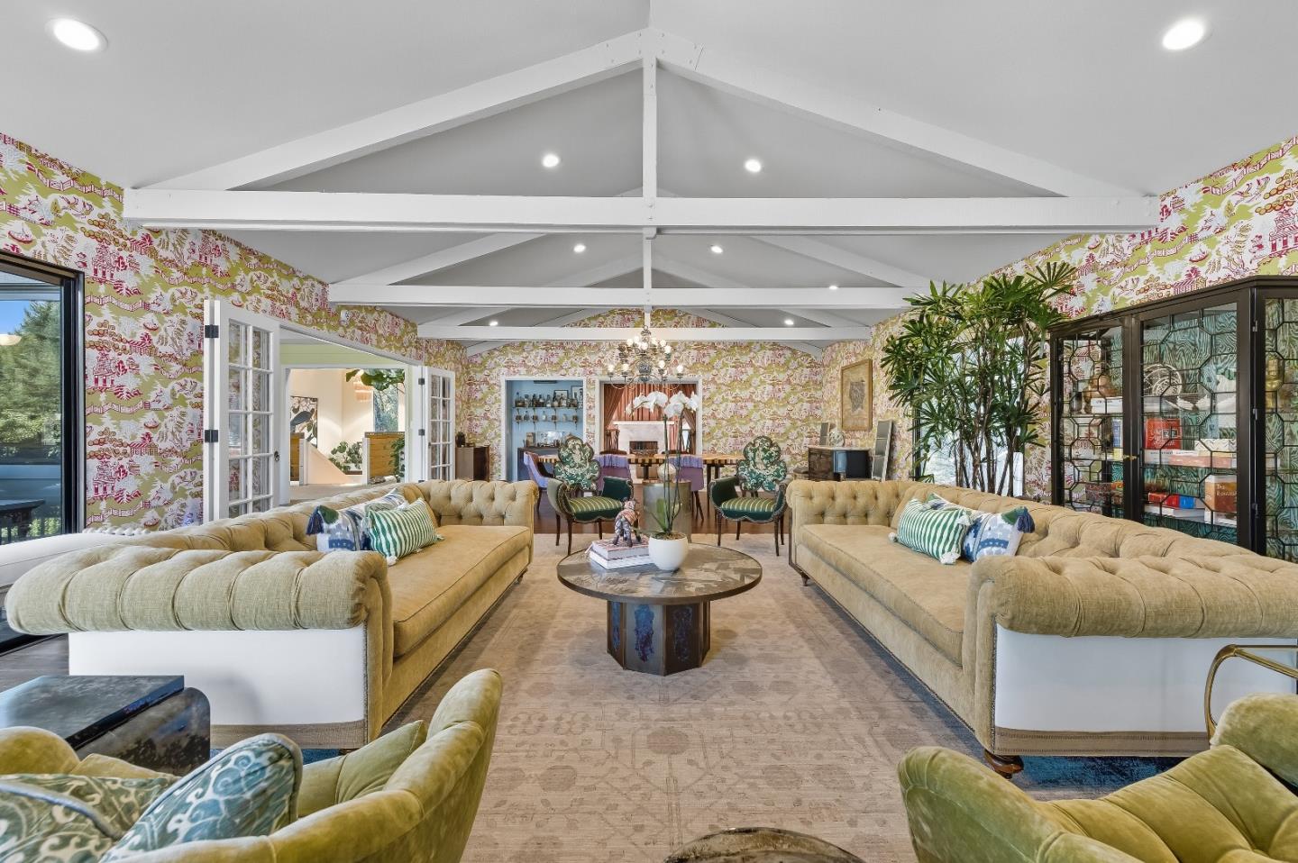 Detail Gallery Image 3 of 86 For 27464 Altamont Rd, Los Altos Hills,  CA 94022 - 4 Beds | 3/1 Baths