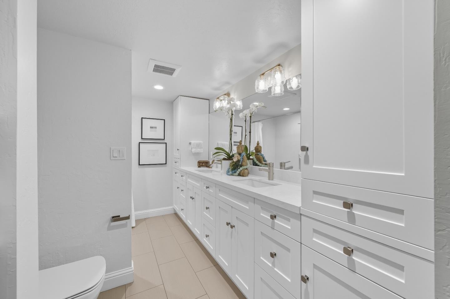 Detail Gallery Image 49 of 86 For 27464 Altamont Rd, Los Altos Hills,  CA 94022 - 4 Beds | 3/1 Baths