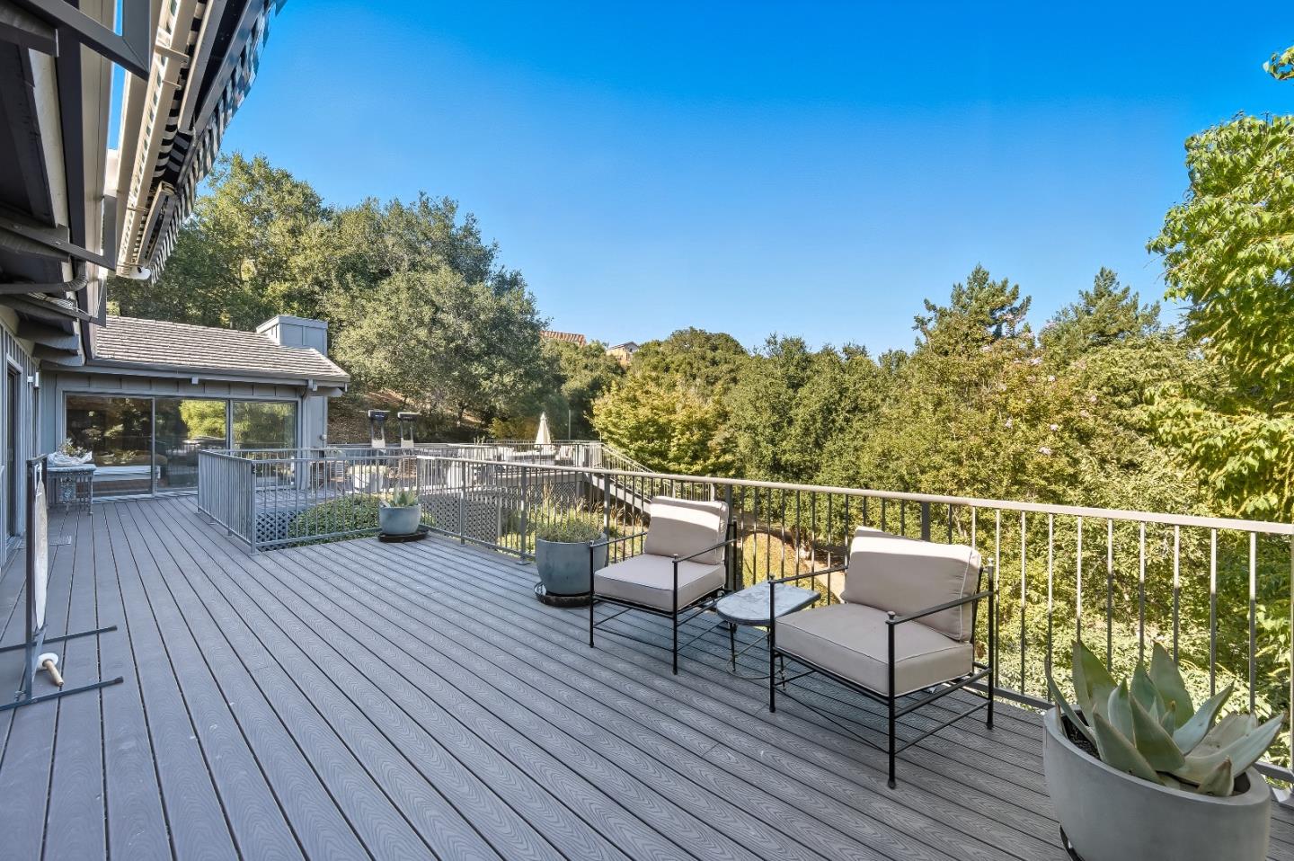 Detail Gallery Image 63 of 86 For 27464 Altamont Rd, Los Altos Hills,  CA 94022 - 4 Beds | 3/1 Baths