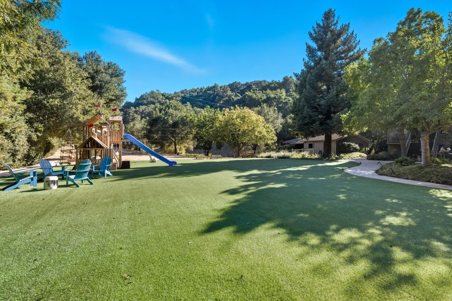 Detail Gallery Image 71 of 86 For 27464 Altamont Rd, Los Altos Hills,  CA 94022 - 4 Beds | 3/1 Baths