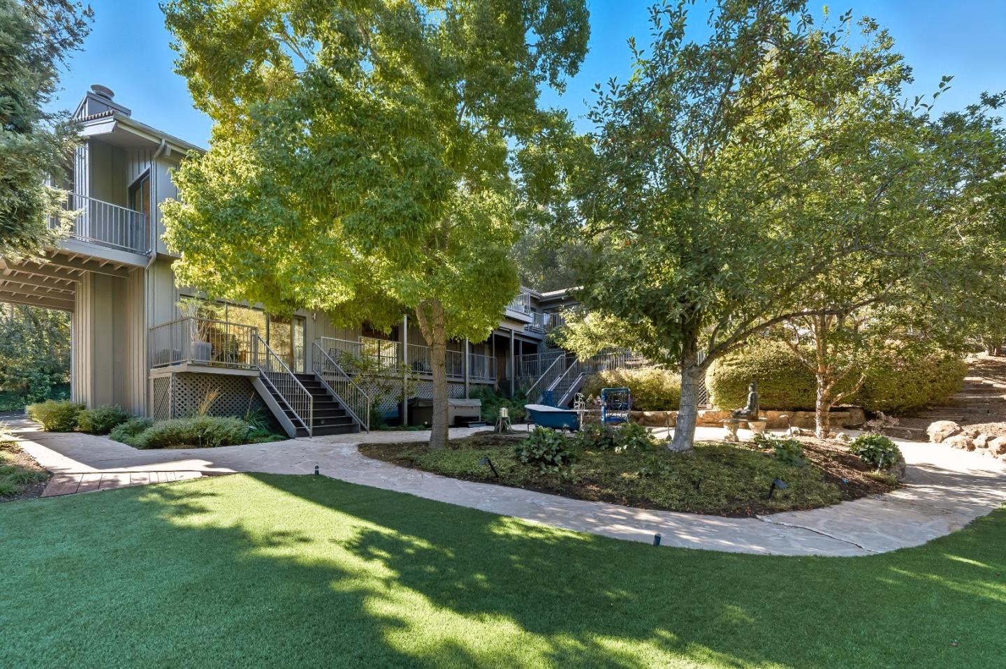 Detail Gallery Image 73 of 86 For 27464 Altamont Rd, Los Altos Hills,  CA 94022 - 4 Beds | 3/1 Baths