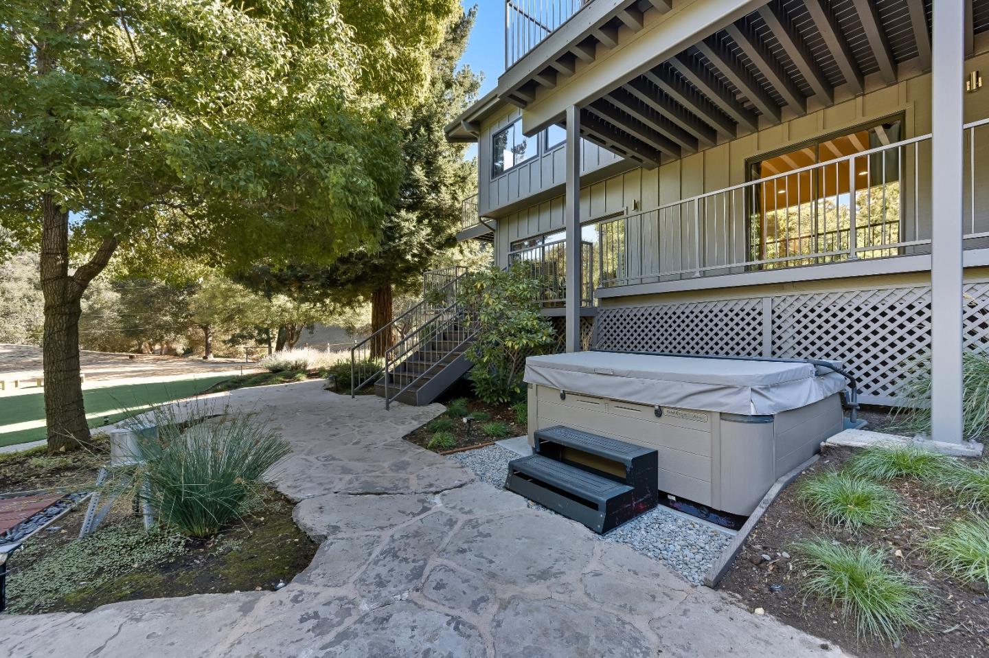 Detail Gallery Image 82 of 86 For 27464 Altamont Rd, Los Altos Hills,  CA 94022 - 4 Beds | 3/1 Baths