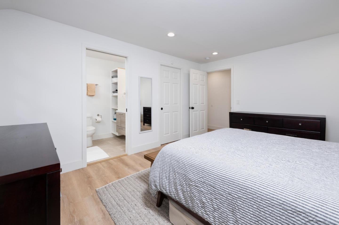 Detail Gallery Image 17 of 32 For 1326 Milton Way, San Jose,  CA 95125 - 2 Beds | 2 Baths