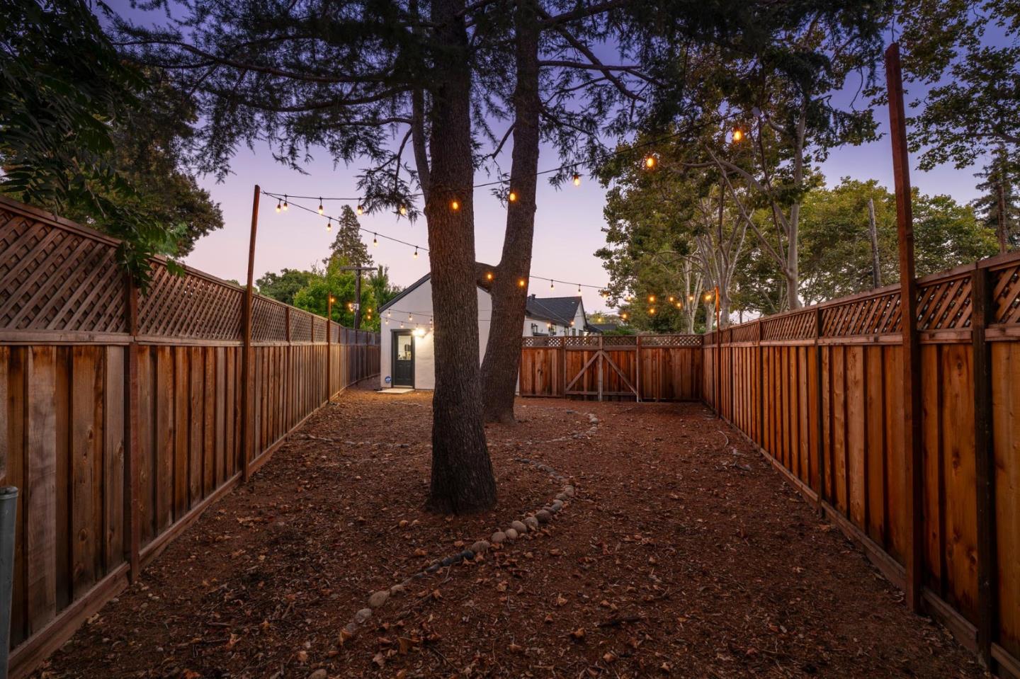 Detail Gallery Image 29 of 32 For 1326 Milton Way, San Jose,  CA 95125 - 2 Beds | 2 Baths