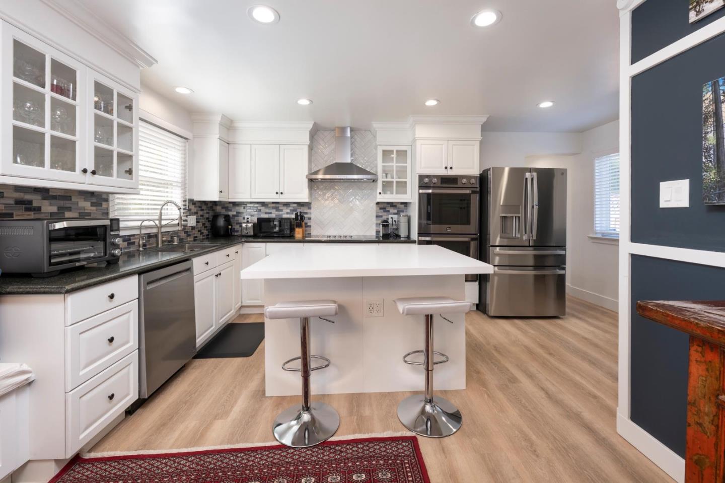 Detail Gallery Image 8 of 32 For 1326 Milton Way, San Jose,  CA 95125 - 2 Beds | 2 Baths