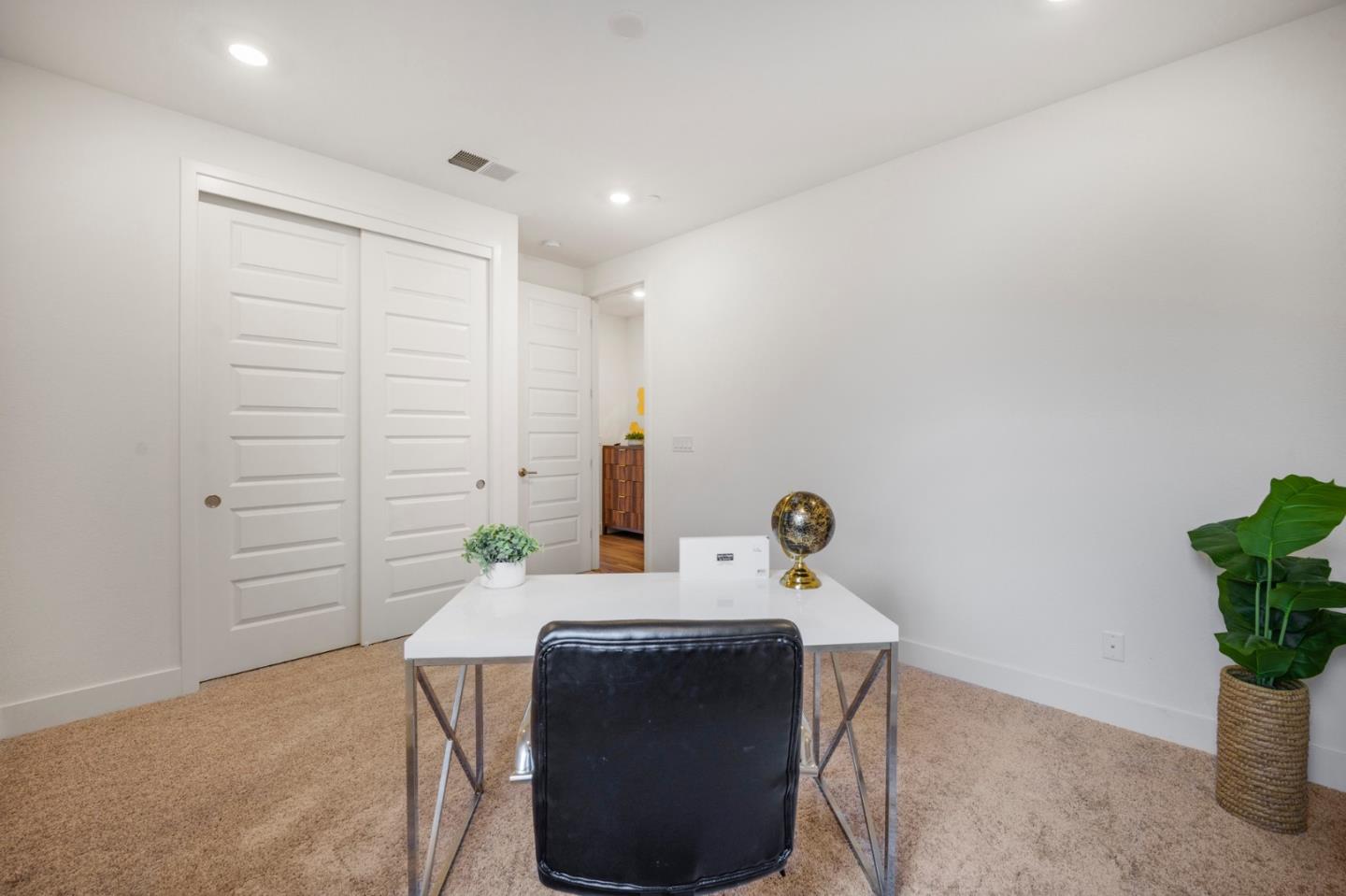 Detail Gallery Image 17 of 52 For 7101 Hakkan Dr, Gilroy,  CA 95020 - 4 Beds | 3 Baths