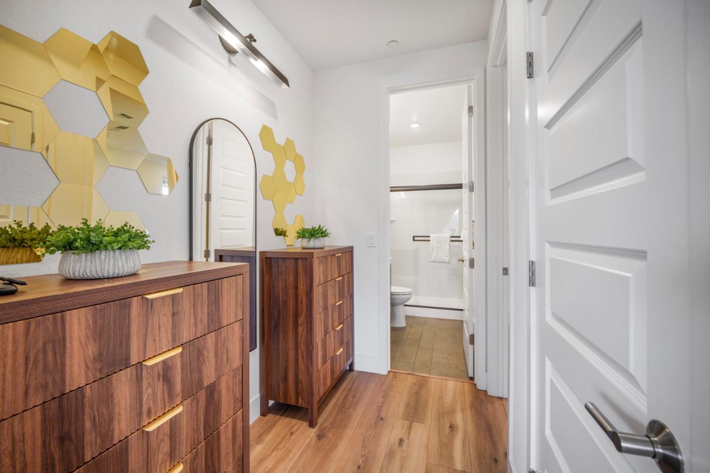 Detail Gallery Image 18 of 52 For 7101 Hakkan Dr, Gilroy,  CA 95020 - 4 Beds | 3 Baths