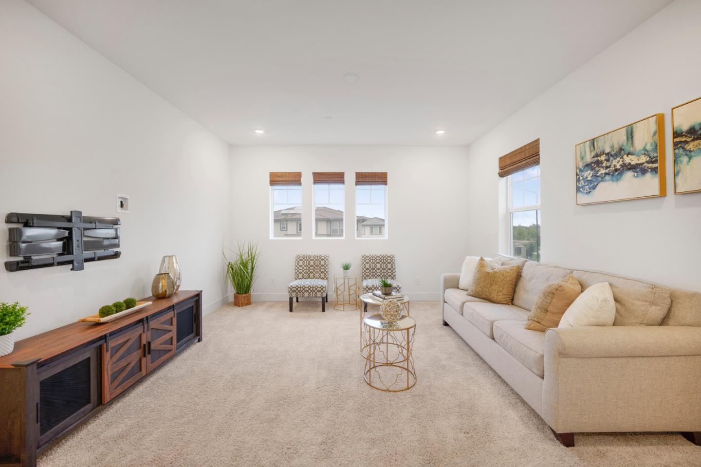 Detail Gallery Image 22 of 52 For 7101 Hakkan Dr, Gilroy,  CA 95020 - 4 Beds | 3 Baths